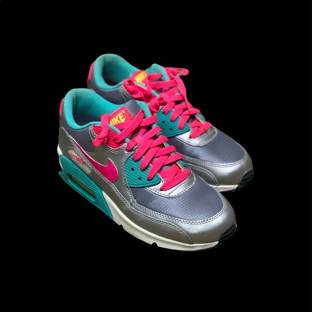 Nike shoes